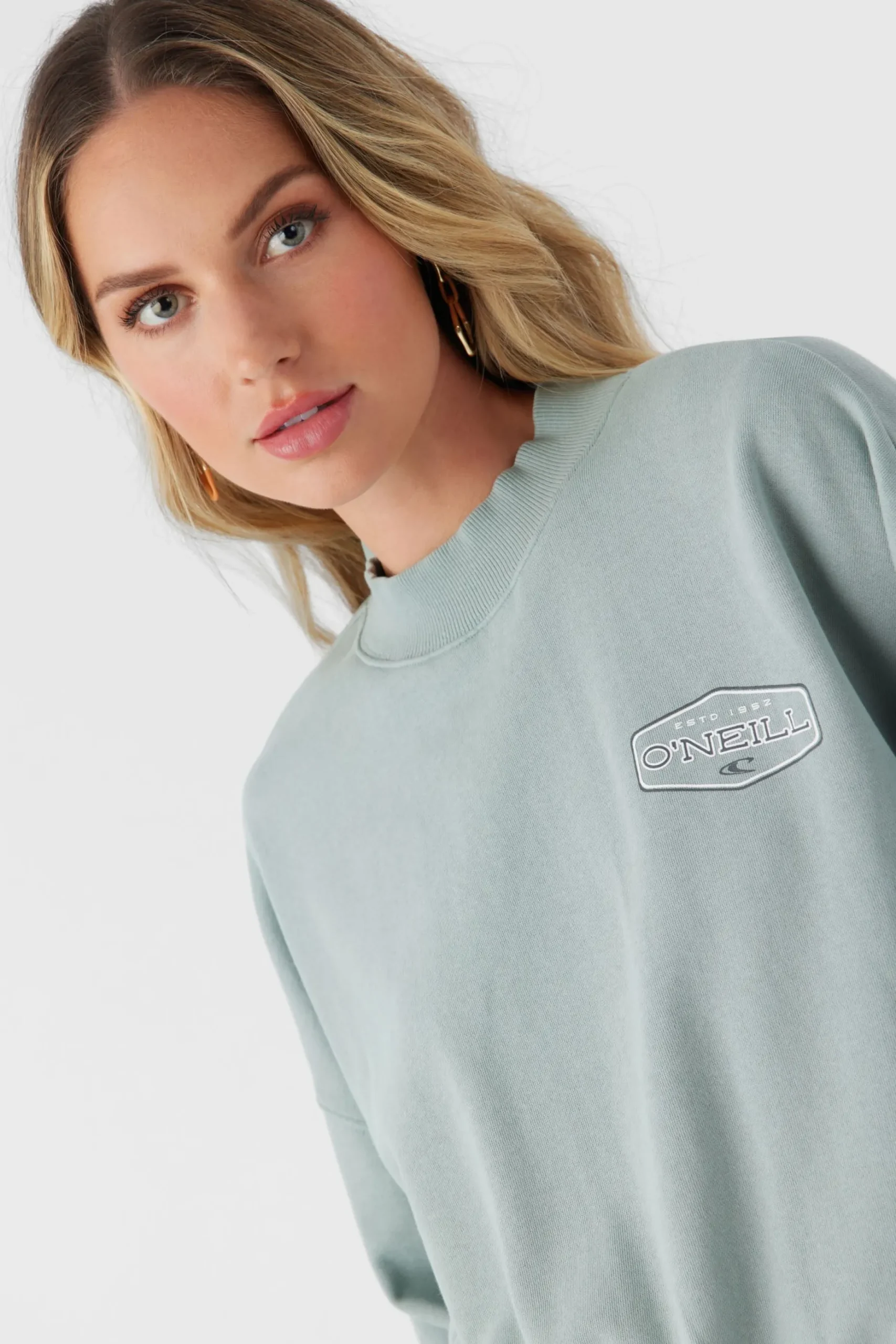 MOMENT CREW NECK CROPPED FLEECE